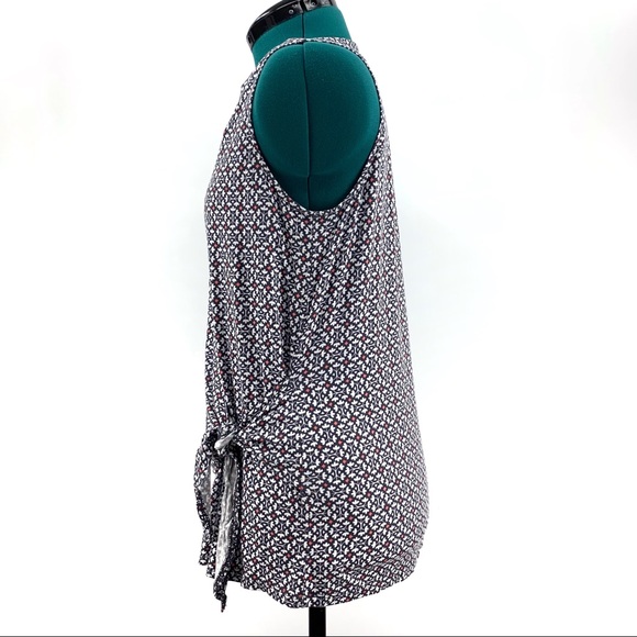 LOFT Outlet NWT Sleeveless Wrap Front Patterned Top, Small - Picture 4 of 16